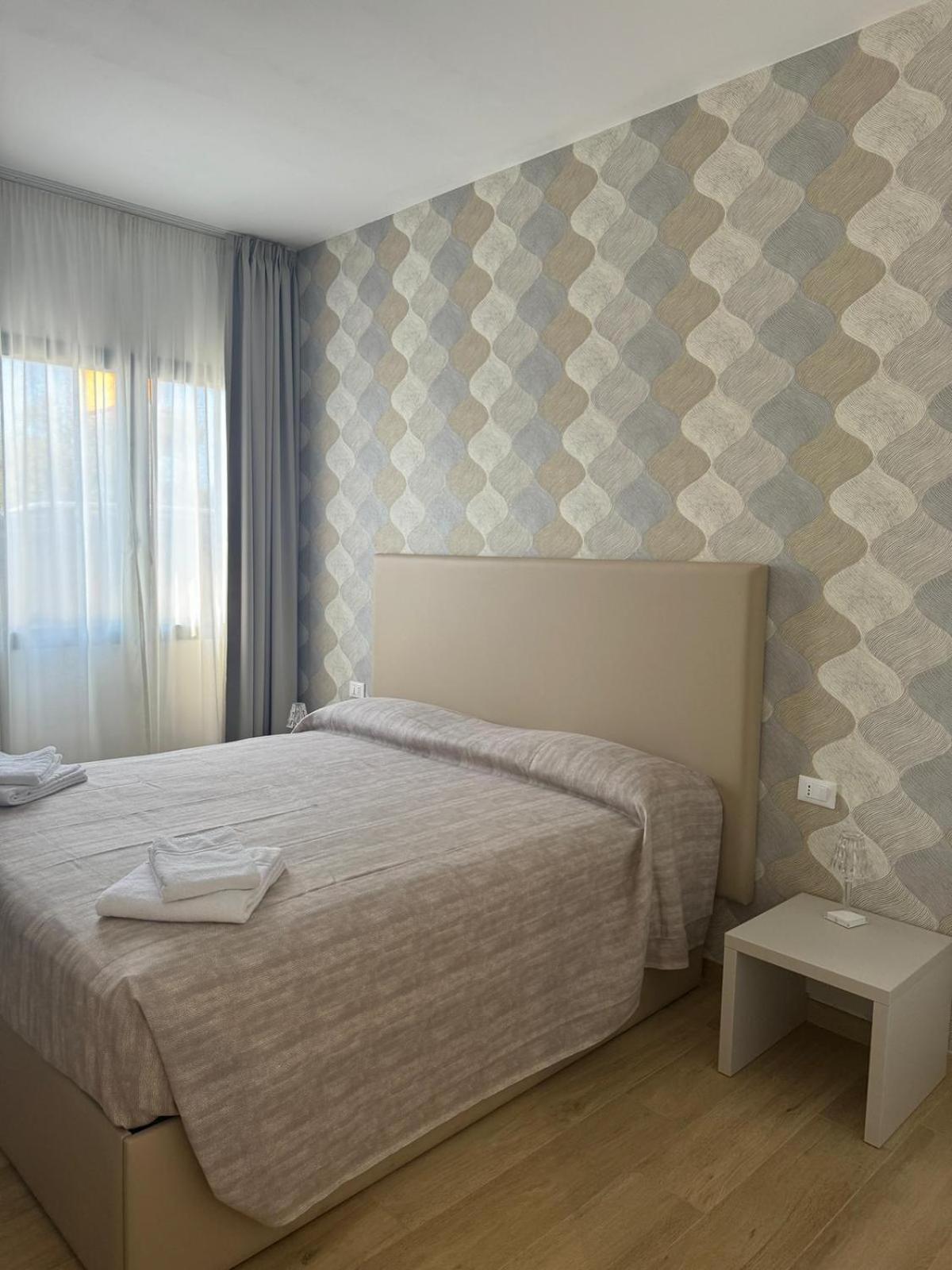 Guest House Al Porto Чивитавекия Екстериор снимка