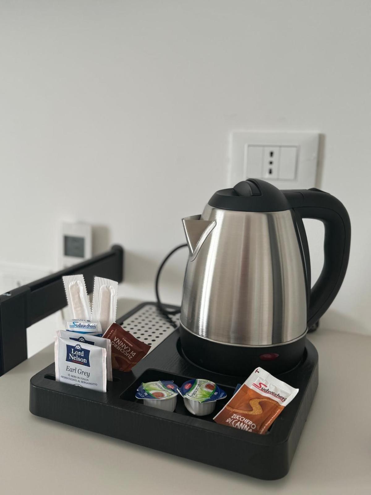 Guest House Al Porto Чивитавекия Екстериор снимка