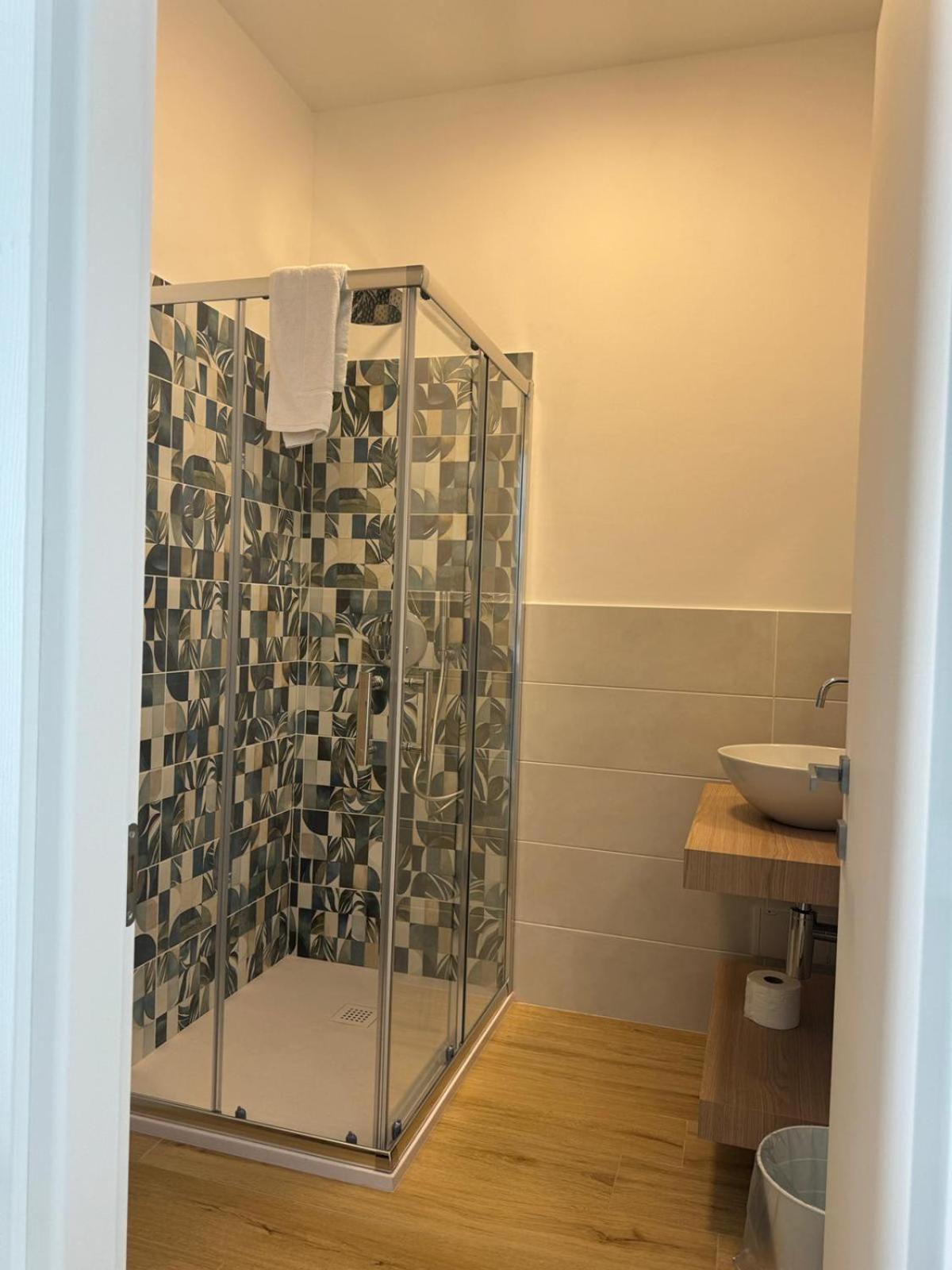 Guest House Al Porto Чивитавекия Екстериор снимка