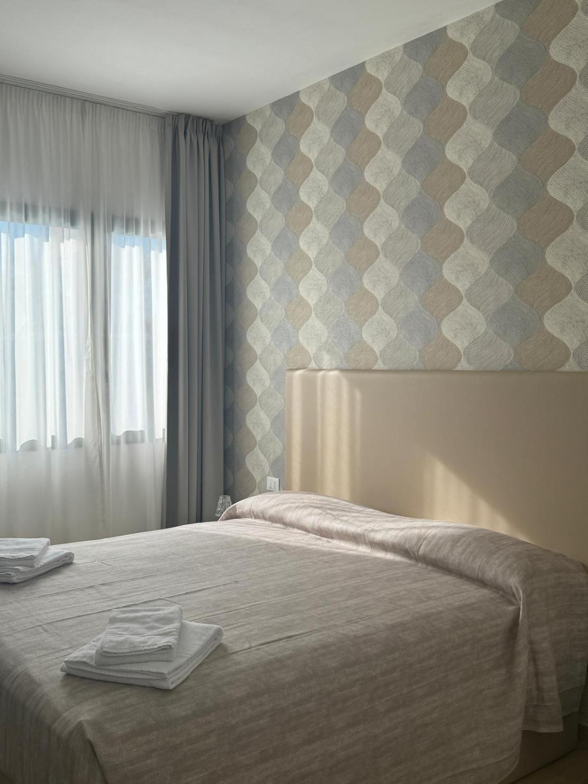 Guest House Al Porto Чивитавекия Екстериор снимка