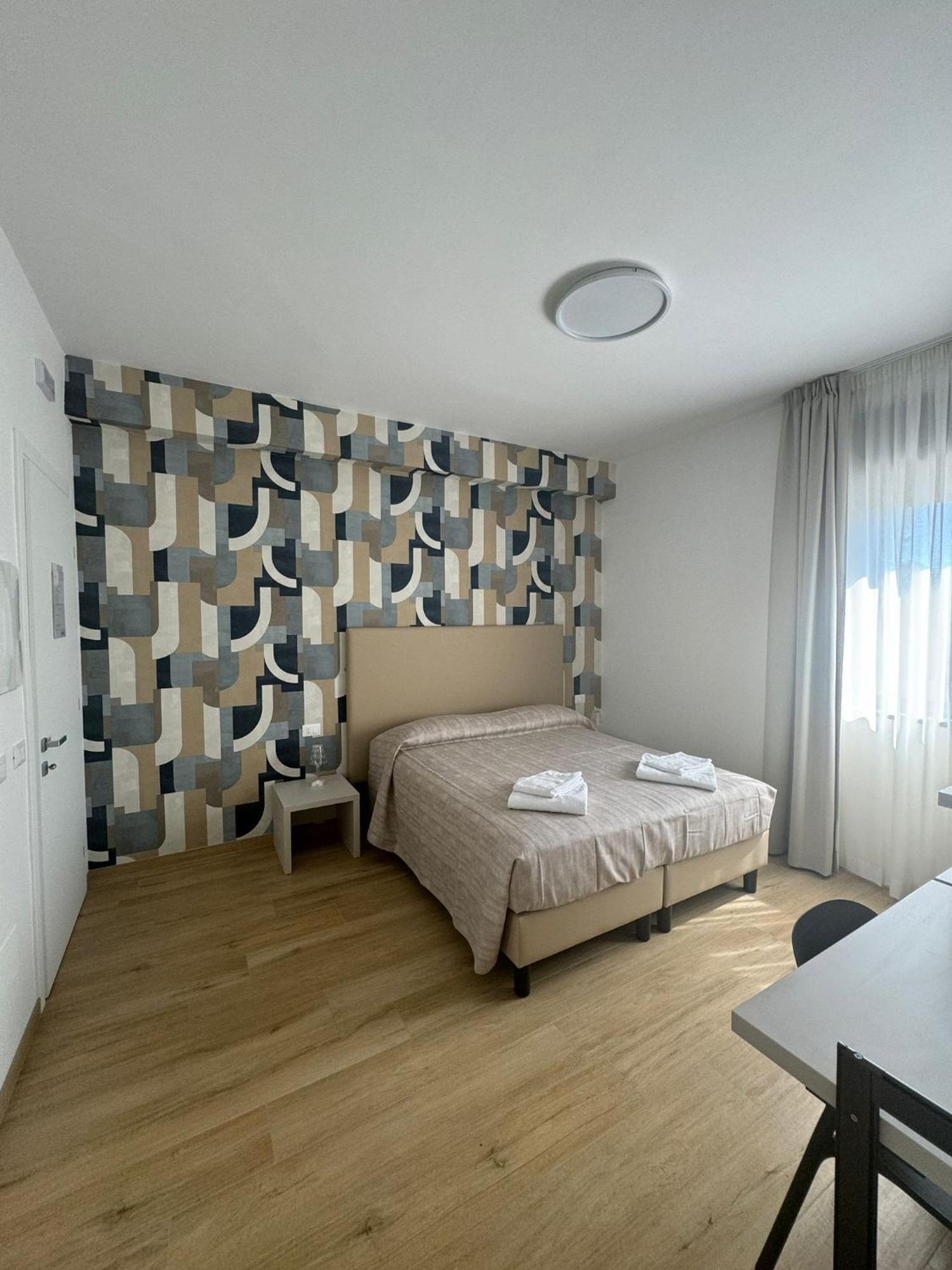 Guest House Al Porto Чивитавекия Екстериор снимка